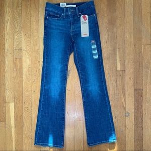 Levi’s 315 Shaping Bootcut